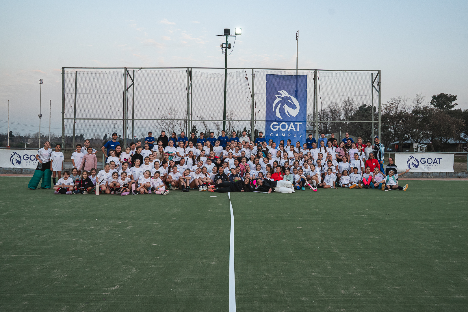 Camping de Hockey Monte Grande - Background